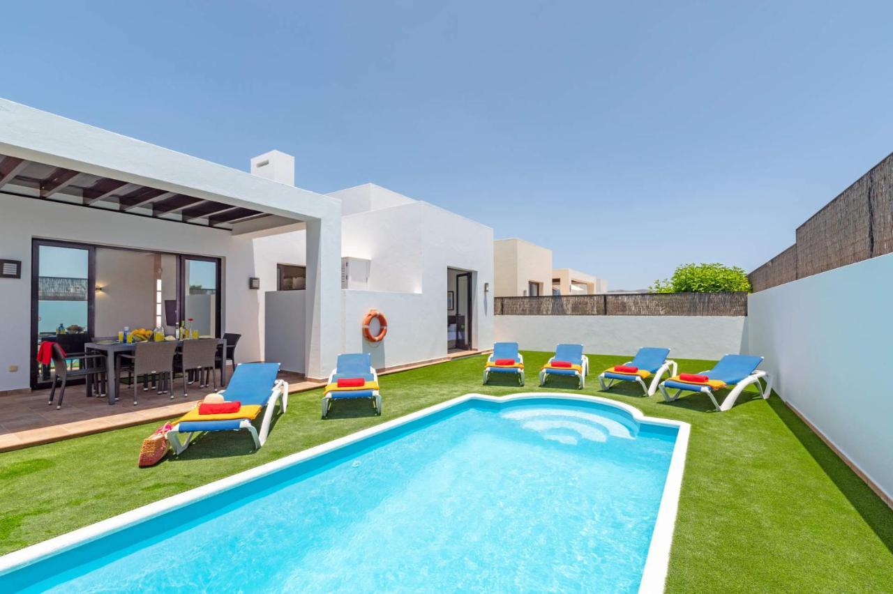 Villa Janubio By Villa Plus بلايا بلانكا المظهر الخارجي الصورة