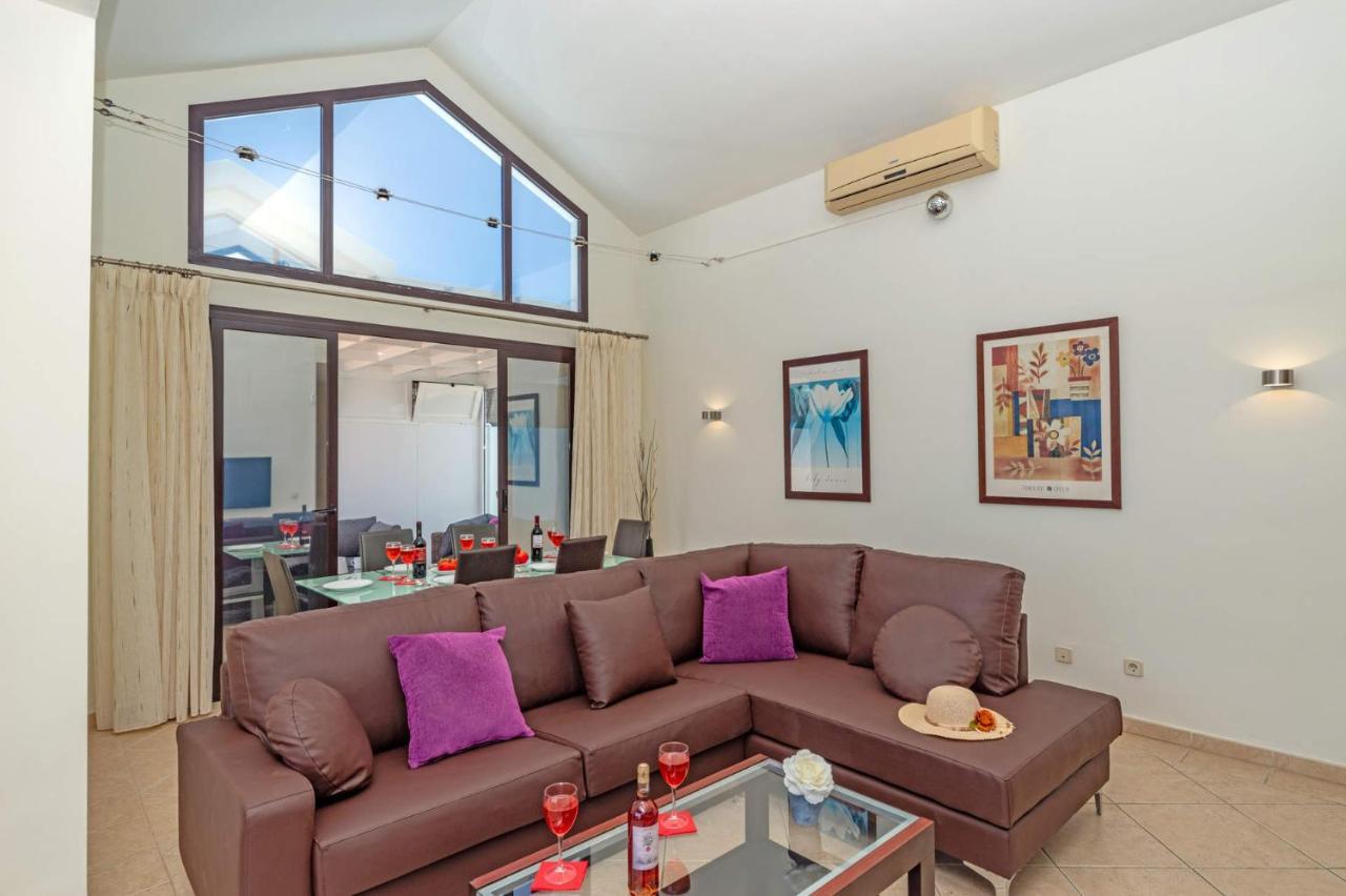 Villa Janubio By Villa Plus بلايا بلانكا المظهر الخارجي الصورة
